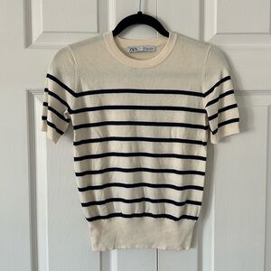 Zara stretch, striped shirt size small. LIKE NEW